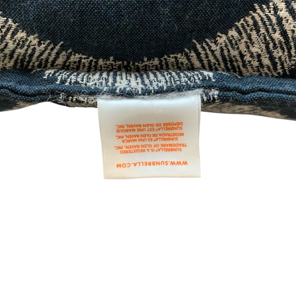 SUNBRELLA 145391 Overlook Midnight Blue White Outdoor Indoor Pillows 17”x17” - Picture 4 of 4